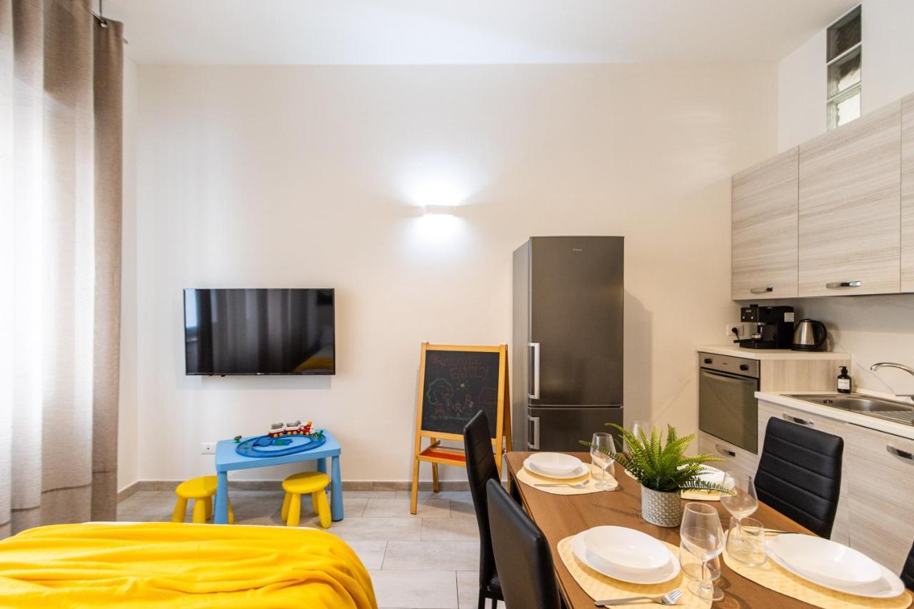 Duomo A 20Minuti Comfort, Suite Vicino Aeroporto Milano Exteriör bild